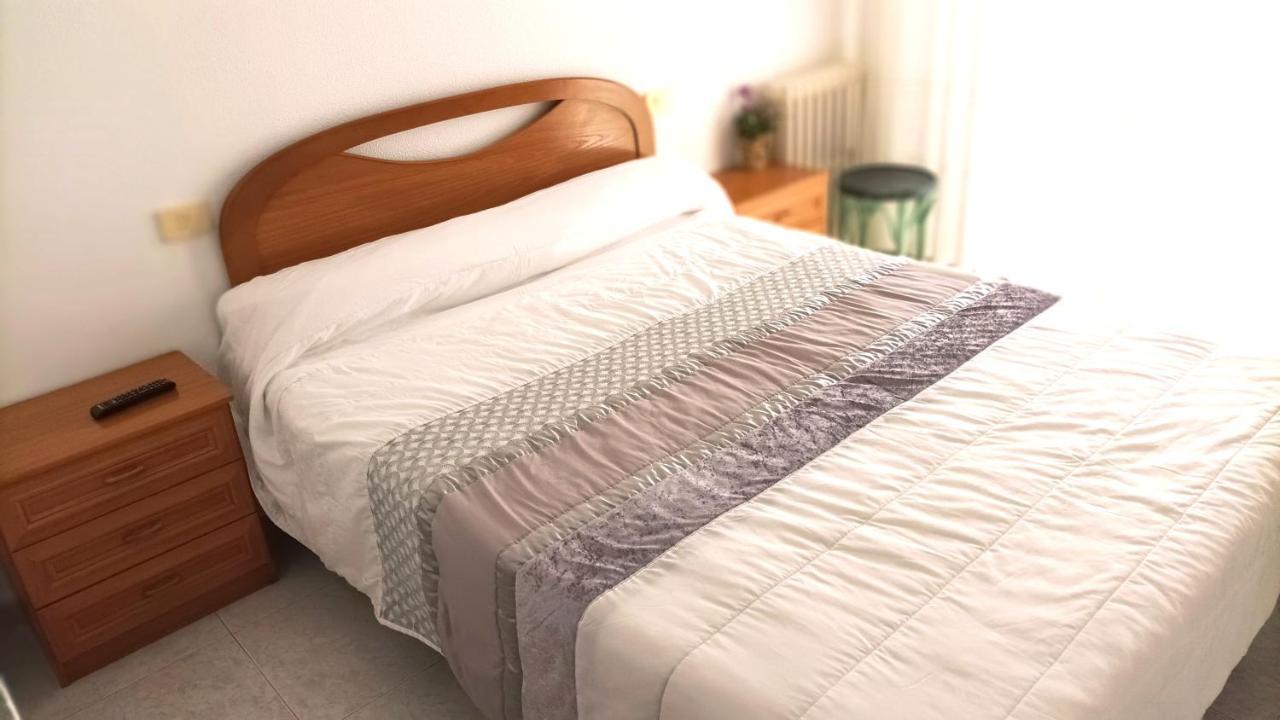 Garden Lodge Hostal Evencio Ribadavia Εξωτερικό φωτογραφία