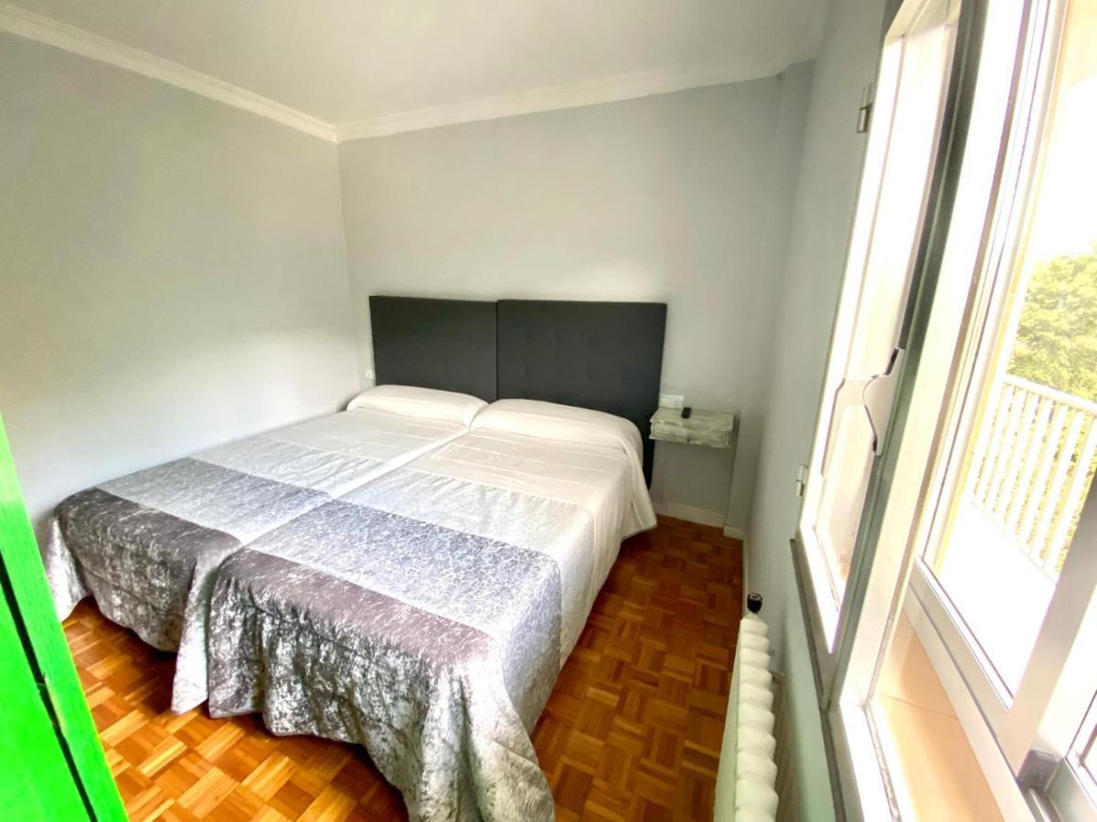 Garden Lodge Hostal Evencio Ribadavia Εξωτερικό φωτογραφία