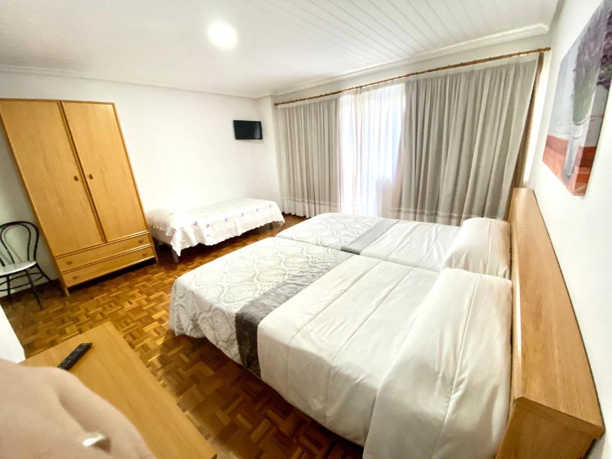 Garden Lodge Hostal Evencio Ribadavia Εξωτερικό φωτογραφία